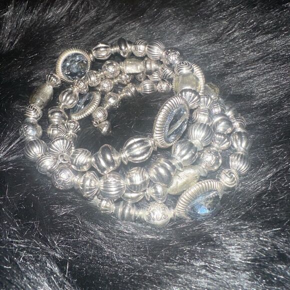 Jewelry - Vintage Silver Toned Wrap Beaded crystal Bracelet